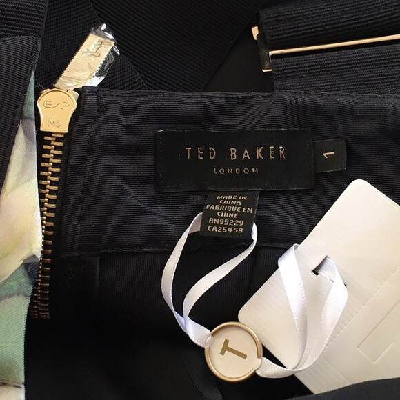 ❤︎ Ted Baker ❤︎ Akva Kensington Floral Body-Con Dress - Ted Size1(US4) - Picture 3 of 4